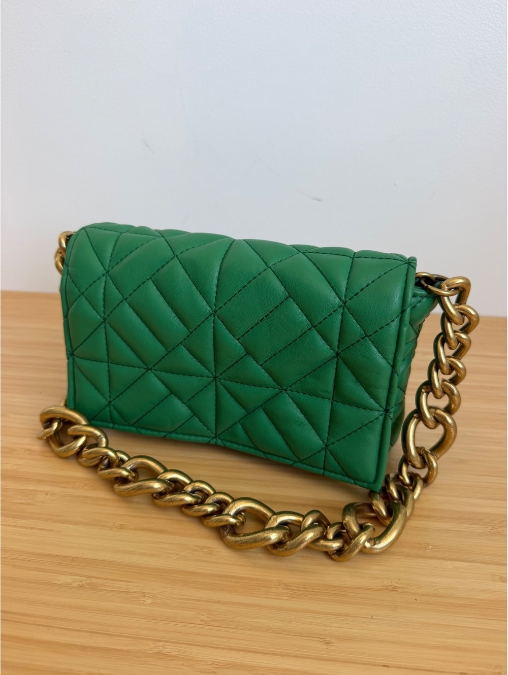 Zara Green Quilted Chain Strap Clutch